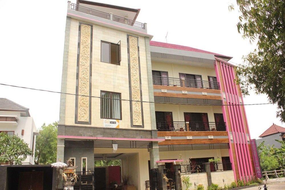 Hotel Ramantika Bali House Jimbaran Exterior foto