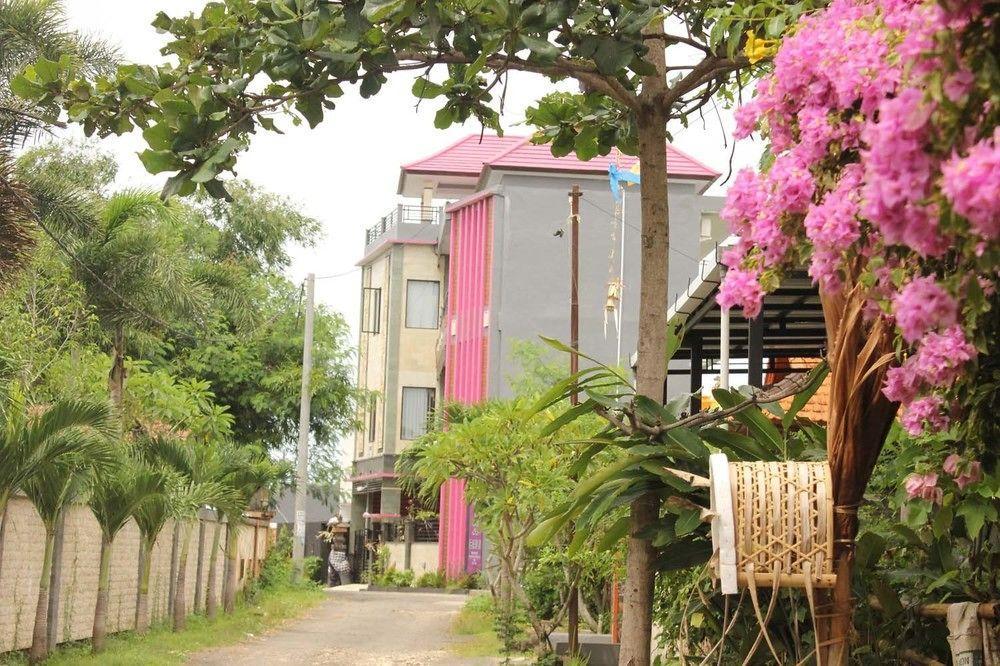 Hotel Ramantika Bali House Jimbaran Exterior foto