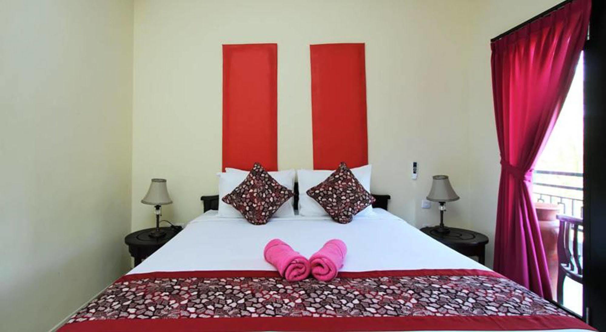 Hotel Ramantika Bali House Jimbaran Exterior foto