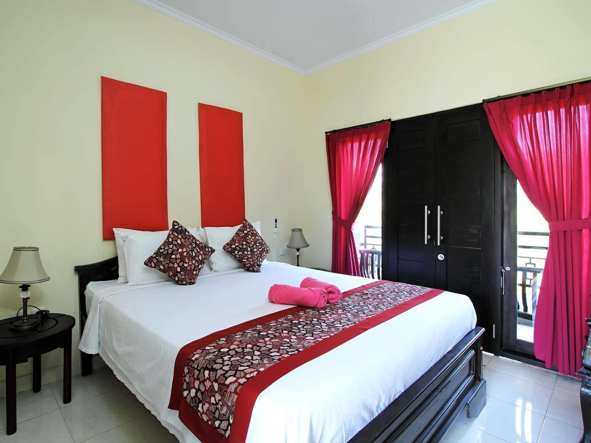 Hotel Ramantika Bali House Jimbaran Exterior foto